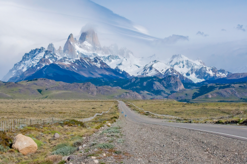 Mount Fitzroy, ein Bergkraxlerparadies in Argentinien, liegt am Ende einer 180 km langen Sackgasse