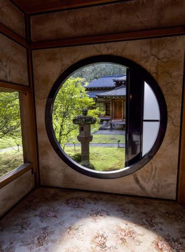 In der kaiserlichen Tamozawa-Villa in Nikko